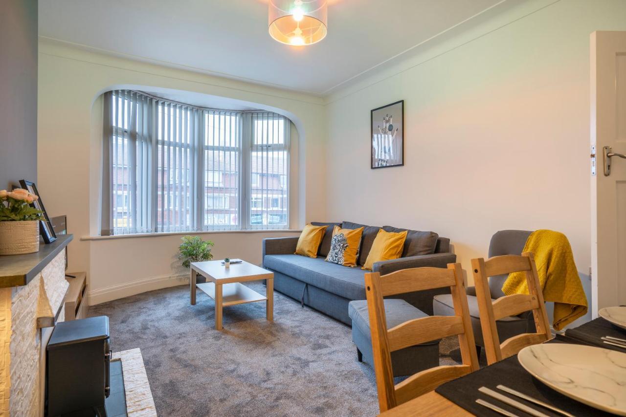 Quiet Neighborhood-Free Parking Appartement Blackpool Buitenkant foto