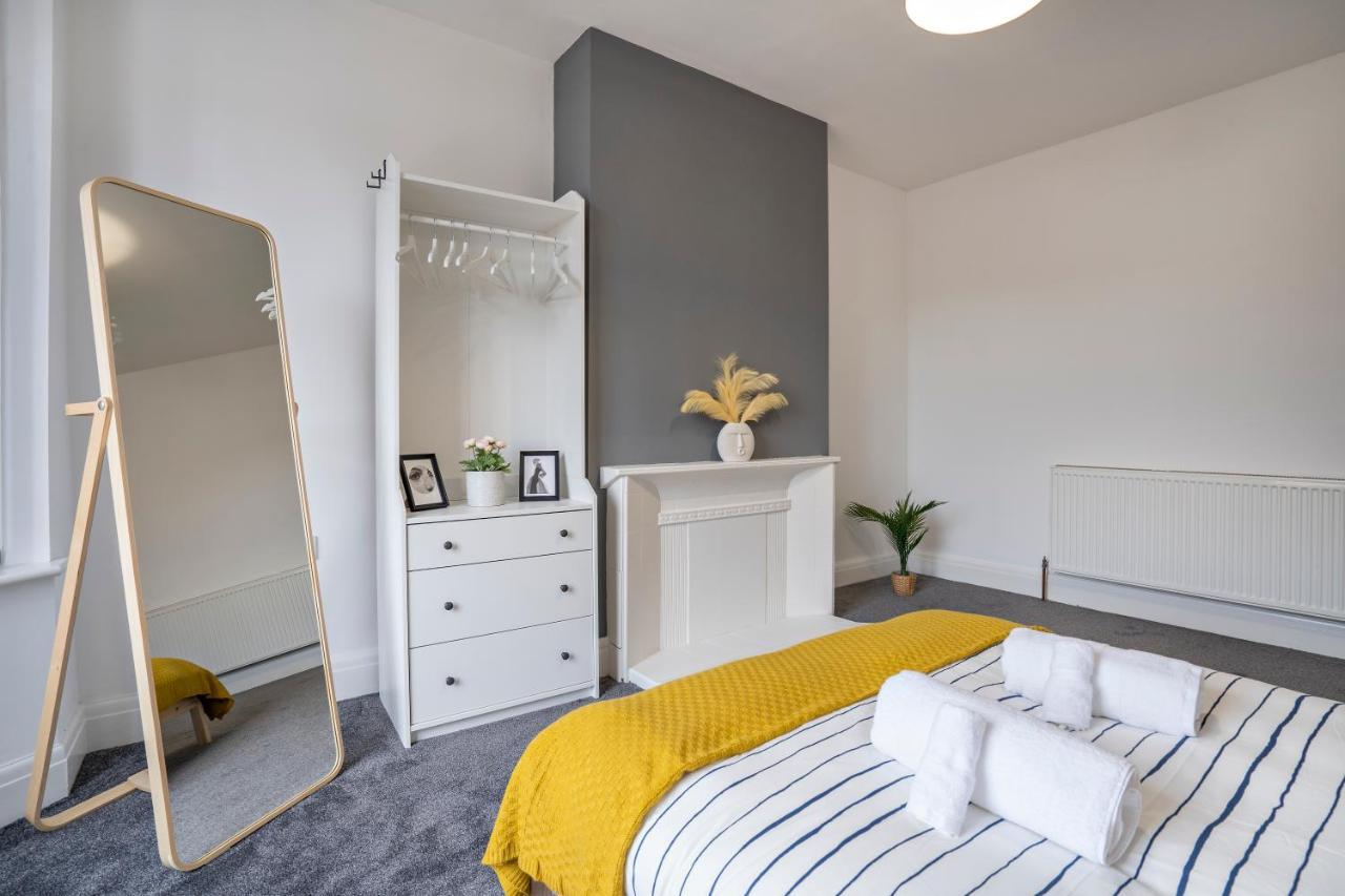 Quiet Neighborhood-Free Parking Appartement Blackpool Buitenkant foto