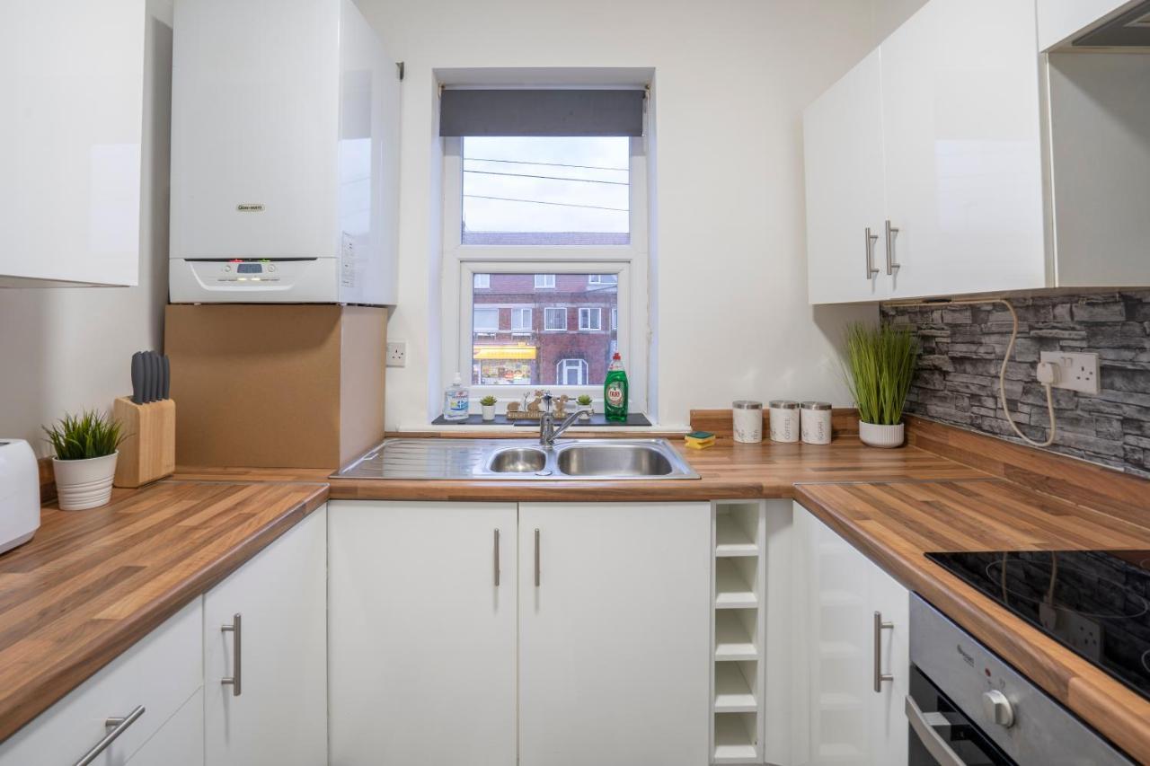 Quiet Neighborhood-Free Parking Appartement Blackpool Buitenkant foto